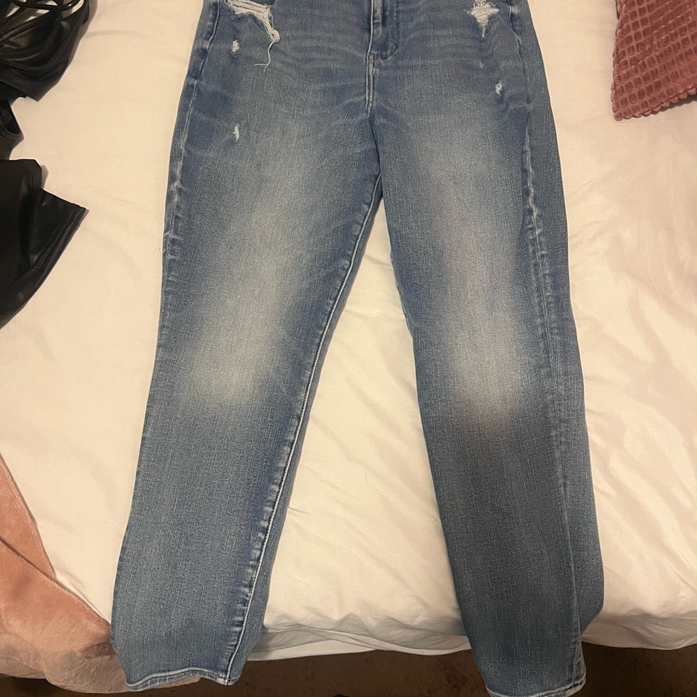 American Eagle Outfitters High Rise Blue Jeans
